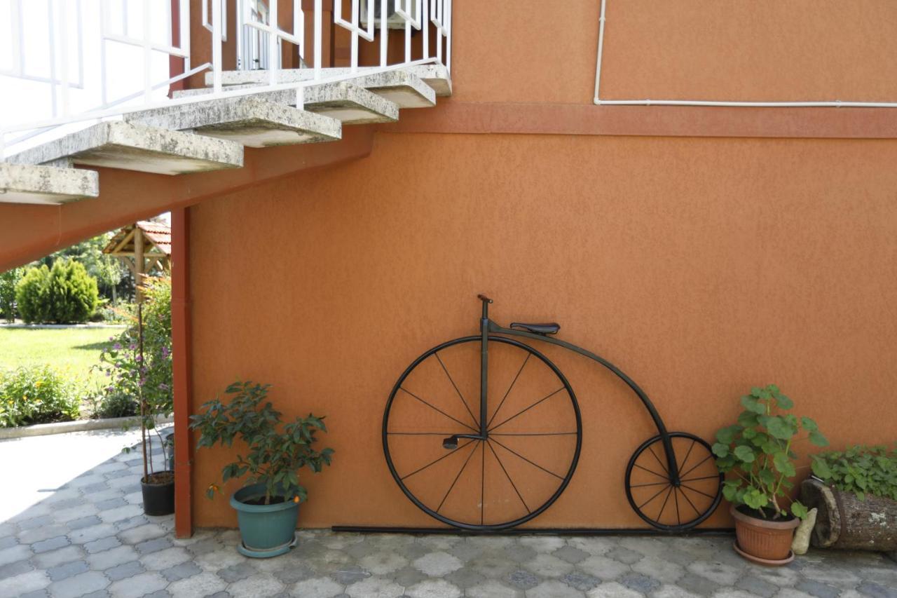 Casa de Khasia Zugdidi Bagian luar foto