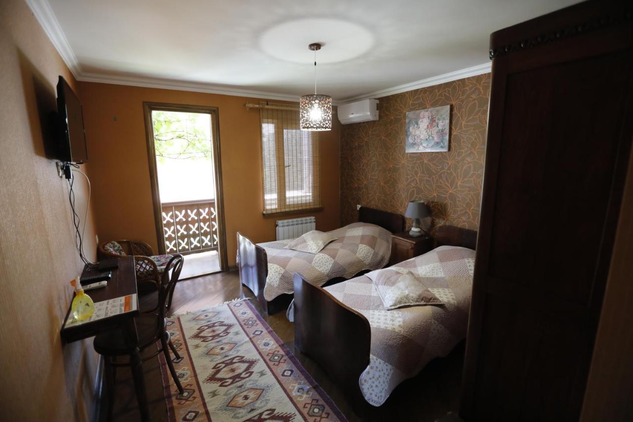 Casa de Khasia Zugdidi Bagian luar foto