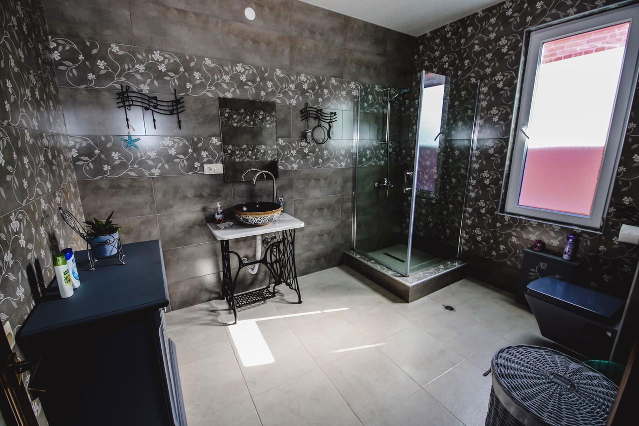 Casa de Khasia Zugdidi Bagian luar foto